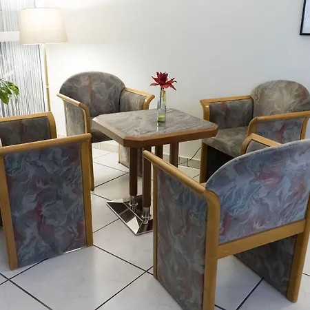 إكسلسيور فندق 3*