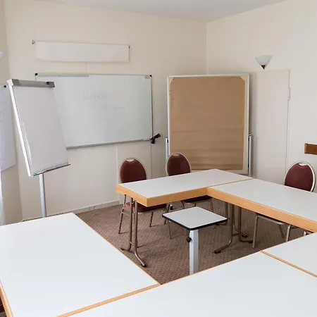 إكسلسيور فندق 3*