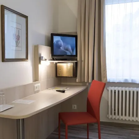 Otel Excelsior 3*