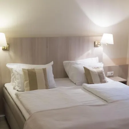 إكسلسيور كاسيل